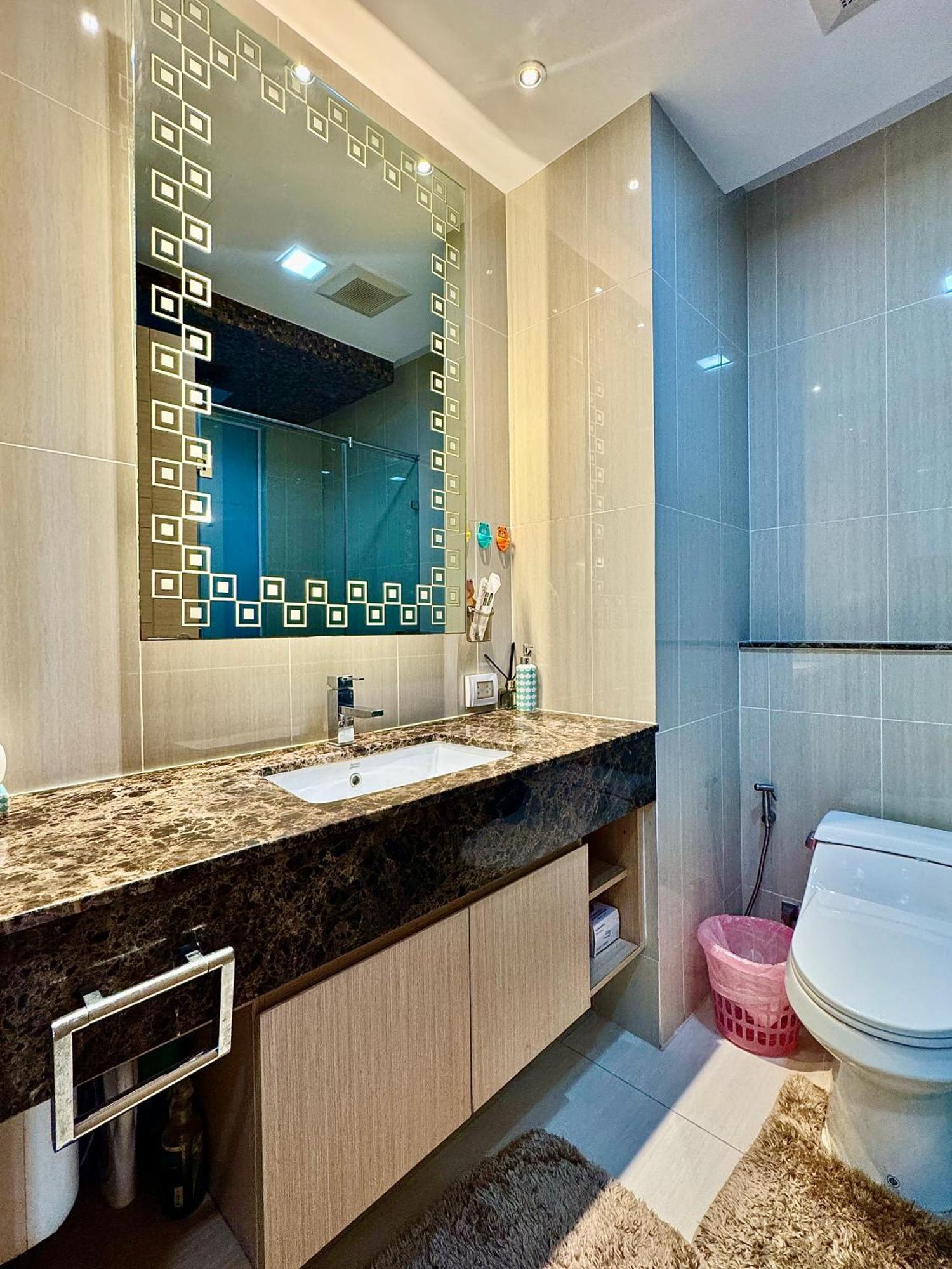 Apartemen The Palm Sea View Private World Class Luxury